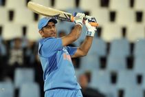 10 ಸಾವಿರ ರನ್ ಕ್ಲಬ್ ಸೇರಿದ 5ನೇ ಭಾರತೀಯ ಆಟಗಾರ ಧೋನಿ