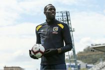 ಫುಟ್ಬಾಲ್ ಬೂಟು, ಕನಸು ಎರಡನ್ನೂ ತೂಗು ಹಾಕಿದ ಉಸೇನ್ ಬೋಲ್ಟ್!