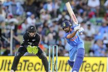 ಬೇ ಓವಲ್: 7 ವಿಕೆಟ್‌ಗಳಿಂದ ಕಿವೀಸ್ ಬಗ್ಗುಬಡಿದ ಭಾರತ, ಏಕದಿನ ಸರಣಿ ವಶಕ್ಕೆ