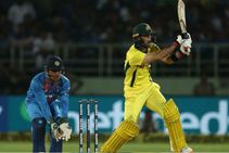 ಮೊದಲ ಟಿ20: ಭಾರತ ವಿರುದ್ಧ ಆಸ್ಟ್ರೇಲಿಯಾಕ್ಕೆ 3 ವಿಕೆಟ್ ರೋಚಕ ಗೆಲುವು!