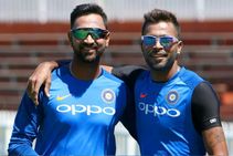 ಅಂತಾರಾಷ್ಟ್ರೀಯ ಪಂದ್ಯದಲ್ಲಿ ಕೃನಾಲ್-ಹಾರ್ದಿಕ್ ಚೊಚ್ಚಲ ಜೊತೆಯಾಟ!