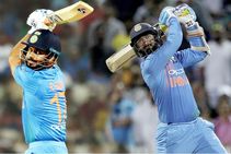 2019ರ ವಿಶ್ವಕಪ್‌ಗೆ ಭಾರತ ತಂಡದಲ್ಲಿ ಪಂತ್ ಬೇಕಾ, ಇಲ್ಲ ದಿನೇಶ್ ಕಾರ್ತಿಕಾ?