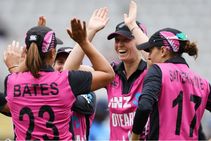 ಮಹಿಳಾ ಟಿ20: ಭಾರತ ವಿರುದ್ಧ ನ್ಯೂಜಿಲ್ಯಾಂಡ್‌ಗೆ 2 ರನ್ ರೋಚಕ ಜಯ