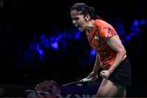 ಸೀನಿಯರ್ ನ್ಯಾಷನಲ್ಸ್: ಸೀನಿಯರ್ ಸೈನಾಗೆ ಶರಣಾದ ಜೂನಿಯರ್ ಸಿಂಧು!