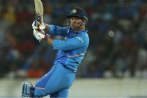 ಭಾರತ vs ಆಸ್ಟ್ರೇಲಿಯಾ: ಕೊನೆಯೆರಡು ಪಂದ್ಯಗಳಲ್ಲಿ ಧೋನಿ ಆಡೋಲ್ಲ!