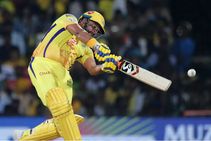 ಐಪಿಎಲ್‌ನಲ್ಲಿ 5,000 ರನ್ ಬಾರಿಸಿದ ಮೊದಲ ಬ್ಯಾಟ್ಸ್ಮನ್‌ ಸುರೇಶ್ ರೈನಾ!