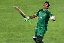 ವಿಶ್ವಕಪ್‌ಗೂ ಮೊದಲು ಪಾಕ್‌ ಬ್ಯಾಟ್ಸ್ಮನ್‌ಗೆ ಸಚಿನ್ ಸಲಹೆ ಬೇಕಂತೆ!