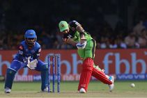 ಐಪಿಎಲ್: ಡೆಲ್ಲಿ ಎದುರೂ ಸೋತ ಬೆಂಗಳೂರಿಗೆ ಕಪ್ಪಿನ್ನು ಬಲು ದುಬಾರಿ!