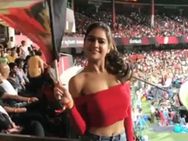 RCB ಗರ್ಲ್ ಟ್ರೆಂಡಿಂಗ್, ಎಲ್ಲಾ ಮ್ಯಾಚಿಗೂ ಕರೆಸಿ ಎಂದು ಕೊಹ್ಲಿಗೆ ಮನವಿ