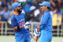 ಕೊಹ್ಲಿಗಿಂತ ಧೋನಿ ಯಾಕೆ ಶ್ರೇಷ್ಠ ಎಂದು ಸೊಗಸಾಗಿ ವಿವರಿಸಿದ ರೈನಾ