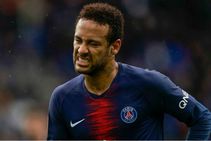 ಅಭಿಮಾನಿ ಜೊತೆ ಗುದ್ದಾಟ, ನೇಮರ್‌ಗೆ 3 ಪಂದ್ಯಗಳ ನಿಷೇಧ-ವಿಡಿಯೋ