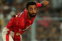 ಕಿಂಗ್ಸ್ XI ಪಂಜಾಬ್‌ನ ವರುಣ್ ಚಕ್ರವರ್ತಿ ಐಪಿಎಲ್‌ನಿಂದ ಹೊರಕ್ಕೆ