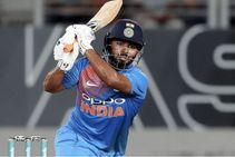 ವಿಶ್ವಕಪ್: ಶೀಘ್ರ ತಂಡ ಸೇರಿಕೊಳ್ಳುವಂತೆ ರಿಷಬ್ ಪಂತ್‌ಗೆ ಬಿಸಿಸಿಐ ಕರೆ!