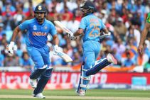 ಆಸೀಸ್‌ ವಿರುದ್ಧ ವಿಶ್ವ ದಾಖಲೆ ಬರೆದ ಗಬ್ಬರ್‌-ಹಿಟ್‌ಮ್ಯಾನ್‌ ಜೋಡಿ!