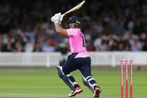 ಲಾರ್ಡ್ಸ್‌ ಪ್ರೇಕ್ಷಕರಿಗೆ 360 ಡಿಗ್ರಿ ದರ್ಶನ ಮಾಡಿಸಿದ ಎಬಿ ಡಿ'ವಿಲಿಯರ್ಸ್‌