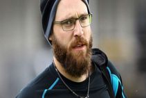 ವಿದೇಶಿ ಪಿಚ್‌ಗಳಲ್ಲಿ ಅಕ್ಷರ್ ಪಟೇಲ್ ಮಿಂಚಬಲ್ಲರೇ? ಡೇನಿಯಲ್ ವೆಟ್ಟೋರಿ ಪ್ರಶ್ನೆ!