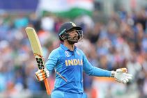 ವಿಶ್ವಕಪ್‌ ಸೆಮಿಫೈನಲ್‌: ಮ್ಯಾಂಚೆಸ್ಟರ್‌ನಲ್ಲಿ ಹೊಳೆದ ಜಡೇಜಾ ಖಡ್ಗ!