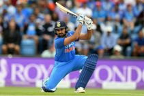 ವಿಶ್ವಕಪ್: ಸಚಿನ್ ತೆಂಡೂಲ್ಕರ್ ಅಪರೂಪದ ದಾಖಲೆ ಸರಿದೂಗಿಸಿದ ರೋಹಿತ್