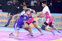 ಪ್ರೊ ಕಬಡ್ಡಿ 2019: ಪಿಂಕ್ ಪ್ಯಾಂಥರ್ಸ್-ಸ್ಟೀಲರ್ಸ್ ರೋಚಕ ಪಂದ್ಯ ಸಮಬಲ