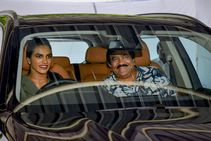 ಬ್ಯಾಡ್ಮಿಂಟನ್ ಚಾಂಪಿಯನ್ ಸಿಂಧುಗೆ BMW ಕಾರು ಗಿಫ್ಟ್ ಕೊಟ್ಟ ನಾಗಾರ್ಜುನ