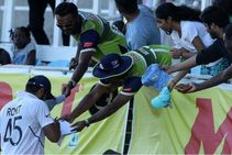 ರೋಹಿತ್ ಶರ್ಮಾ ಜೆರ್ಸಿ ಧರಿಸಿ ರೋಹಿತ್ ಎದುರು ಕುಣಿದ ಜಮೈಕಾ ಫ್ಯಾನ್ಸ್