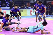 ಪ್ರೊ ಕಬಡ್ಡಿ ಲೀಗ್: ಬೆಂಗಾಲ್ ವಿರುದ್ಧ ಸೋತರೂ ಅಗ್ರಸ್ಥಾನದಲ್ಲಿ ಉಳಿದ ಡೆಲ್ಲಿ!