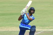 ವಿಜಯ್ ಹಜಾರೆ: ಗುಡುಗಿದ ರಾಹುಲ್-ಪಡಿಕ್ಕಲ್, ಕರ್ನಾಟಕ ಫೈನಲ್‌ಗೆ ಲಗ್ಗೆ