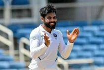 ಭಾರತದ ಘಟಾನುಘಟಿಗಳ ಹಿಂದಿಕ್ಕಿ ದಾಖಲೆ ಬರೆದ ರವೀಂದ್ರ ಜಡೇಜಾ!