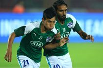 ಐಎಸ್‌ಎಲ್ 2019: ಕ್ರಿಸ್ಮಸ್ ಉಡುಗೊರೆಗಾಗಿ ಬಲಿಷ್ಠ ತಂಡಗಳ ಹೋರಾಟ