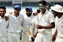 ರಣಜಿ ಟ್ರೋಫಿ: ತಮಿಳುನಾಡು ವಿರುದ್ಧ ರೋಚಕ ಕದನ ಗೆದ್ದ ಕರ್ನಾಟಕ!