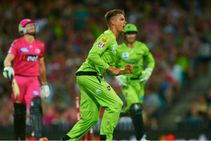 ಕೋಲ್ಕತ್ತಾ ನೈಟ್ ರೈಡರ್ಸ್ ಆಟಗಾರ ಕ್ರಿಸ್‌ ಗ್ರೀನ್‌ ಬೌಲಿಂಗ್‌ನಿಂದ ನಿಷೇಧ!