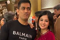 ಅಯ್ಯೋ ಪಾಪ ಧೋನಿ! ಸ್ವೀಟಿ ಕ್ಯೂಟಿ ಎನ್ನುತ್ತಾ ಏನಿದು ಗೋಳು!!: ವೀಡಿಯೋ