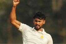 ರೋನಿತ್ ಮೋರೆ, ಅಭಿಮನ್ಯು ಮಿಂಚು: ರೈಲ್ವೇಸ್ ಸದೆಬಡಿದ ಕರ್ನಾಟಕ