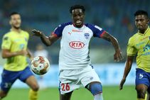 ಮನೆಯಂಗಣದಲ್ಲಿ ಜಯ ಗಳಿಸಿದ ಕೇರಳ ಬ್ಲಾಸ್ಟರ್ಸ್