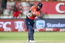 ಮೊಯೀನ್ ಅಬ್ಬರದಾಟ, ದಕ್ಷಿಣ ಆಫ್ರಿಕಾ ವಿರುದ್ಧ ಇಂಗ್ಲೆಂಡ್‌ಗೆ 2 ರನ್‌ ಜಯ