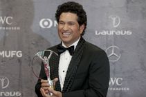 ತೆಂಡೂಲ್ಕರ್ ವಿಶ್ವದ ಸರ್ವಶ್ರೇಷ್ಟ ಕ್ರೀಡಾ ಪುರಸ್ಕಾರ : ಸಚಿನ್ ಮುಡಿಗೆ ಮತ್ತೊಂದು ಕಿರೀಟ