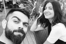 ವಿರಾಟ್ ಕೊಹ್ಲಿ ಹೇರ್ ಕಟ್ ಮಾಡಿದ ಅನುಷ್ಕಾ ಶರ್ಮಾ: ವೈರಲ್ ವೀಡಿಯೋ