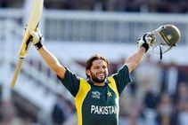 ಶಾಹಿದ್ ಅಫ್ರಿದಿ ಪ್ರಕಟಿಸಿದ ಸಾರ್ವಕಾಲಿಕ ಶ್ರೇಷ್ಠ ತಂಡದಲ್ಲಿ ಏಕೈಕ ಭಾರತೀಯ!