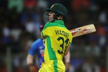 ತನ್ನ ಭಾರತದ ಕುಟುಂಬದ ಫೋಟೋ ಹಂಚಿಕೊಂಡ ಆಸಿಸ್ ಸ್ಪೋಟಕ ಆಟಗಾರ