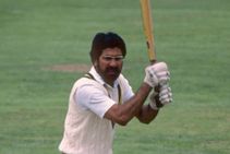 ಸತತ ಶತಕಗಳ ಬಾರಿಸಿ ವಿಶ್ವದಾಖಲೆ ಬರೆದ ಟಾಪ್ 5 ಬ್ಯಾಟ್ಸ್‌ಮನ್‌ಗಳು