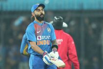 ರಶೀದ್‌ಗೆ ವಿರಾಟ್‌ ಕೊಹ್ಲಿ ಬೌಲ್ಡ್ ಆದ ವೀಡಿಯೋ ಹಂಚಿಕೊಂಡ ಇಸಿಬಿ