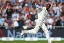 ಮನೆ ಸದಸ್ಯನಿಗೆ ಅನಾರೋಗ್ಯ: ಅರ್ಚರ್‌ಗೆ ಎರಡನೇ ಬಾರಿ ಕೊರೊನಾ ಪರೀಕ್ಷೆ