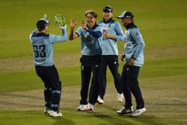 ಇಂಗ್ಲೆಂಡ್ vs ಆಸಿಸ್ 2ನೇ ಏಕದಿನ: ಆಸ್ಟ್ರೇಲಿಯಾಗೆ ಸೋಲಿನ ರುಚಿ ತೋರಿಸಿದ ಇಂಗ್ಲೆಂಡ್