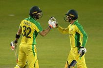 ಅಲೆಕ್ಸ್ ಕ್ಯಾರಿ-ಗ್ಲೆನ್ ಮ್ಯಾಕ್ಸ್‌ವೆಲ್ ಜೊತೆಯಾಟಕ್ಕೆ ಶರಣಾದ ಇಂಗ್ಲೆಂಡ್