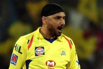 'ನಾನು ಐಪಿಎಲ್‌ನಿಂದ ಹಿಂದೆ ಸರಿದಿದ್ದೇನೆ': ಹರ್ಭಜನ್ ಸಿಂಗ್ ಟ್ವೀಟ್