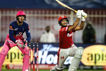 ಭಾರತೀಯರ ಪರ ಕನ್ನಡಿಗ ಮಯಾಂಕ್ ಅಗರ್ವಾಲ್ ವಿಶೇಷ ದಾಖಲೆ