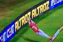 ಐಪಿಎಲ್ 2020: ನಿಕೋಲಸ್ ಪೂರನ್ ಸೂಪರ್‌ಮ್ಯಾನ್ ಫೀಲ್ಡಿಂಗ್‌ಗೆ ಕ್ರಿಕೆಟ್ ಜಗತ್ತು ಬೆರಗು