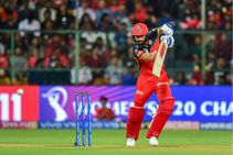 ಐಪಿಎಲ್ 2020: ಸುದೀರ್ಘ ಕಾಲದ ವಿರಾಮದ ನಂತರ ಅಬ್ಯಾಸಕ್ಕಿಳಿದ ಕೊಹ್ಲಿ ಪ್ರತಿಕ್ರಿಯೆ