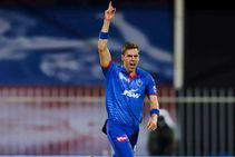 IPL ಇತಿಹಾಸದಲ್ಲಿಯೇ ಅತ್ಯಂತ ವೇಗವಾಗಿ ಬೌಲಿಂಗ್ ಮಾಡಿದ ಡೆಲ್ಲಿ ಬೌಲರ್: 156.22kmph