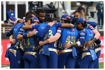 IPL 2020: ಪ್ಲೇ ಆಫ್‌ಗೆ ಎಂಟ್ರಿಕೊಟ್ಟ ಮೊದಲ ತಂಡ ಮುಂಬೈ ಇಂಡಿಯನ್ಸ್‌